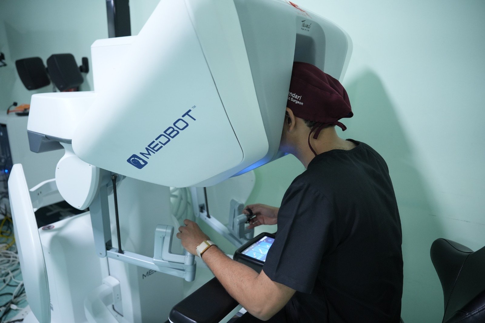 Advancing Hernia Care with Medbot Pro Robotic Surgery